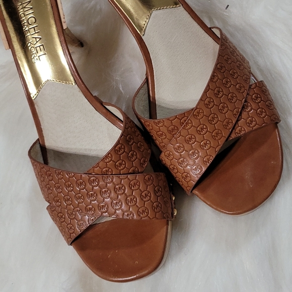 Michael Kors Mules - Picture 3 of 8